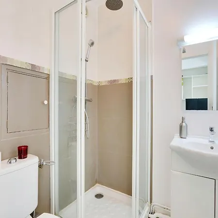 Near Bassin De La - 2p Balcony *