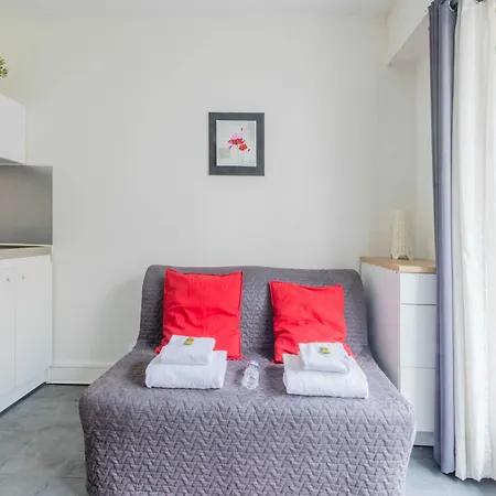 Near Bassin De La - 2p Balcony Holiday home