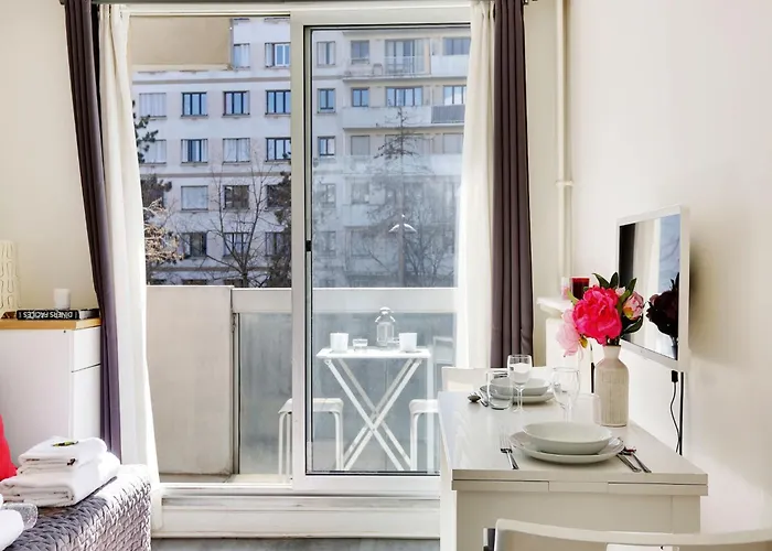 Near Bassin De La - 2p Balcony Prázdninový dům Paříž